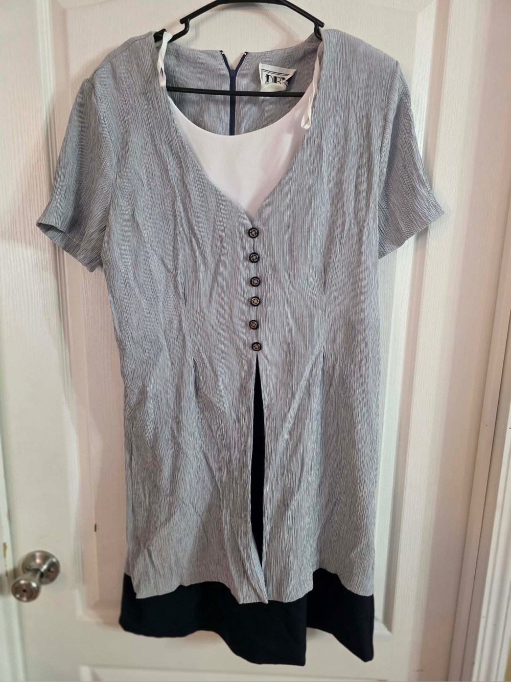 Vintage DBY Women’s Shoulder Pad Dress Sz M. MY-224